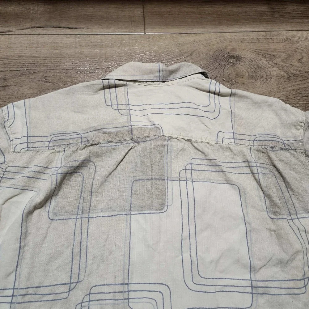 Tommy Bahama Men Large 100% Silk Short Sleeve Button Down Shirt Geometric Square
